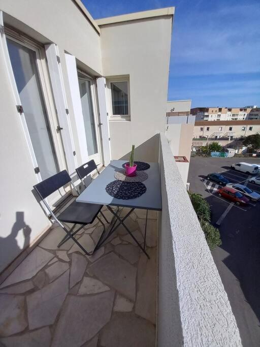 Appart 2/4 Pers Proche Centre Avec Balcon, Parking Narbonne Eksteriør billede